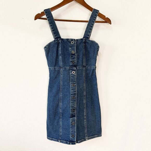 Good American Snap To It Button Front Denim Dress - Picture 2 of 8